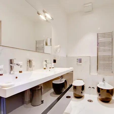 Queen Palace Vendégház