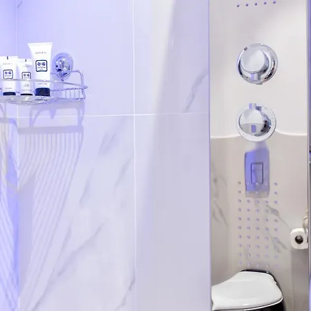 Queen Palace Vendégház 4*