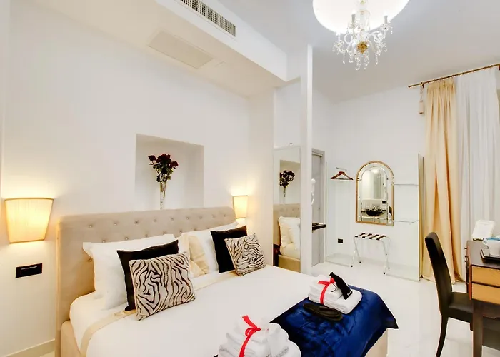 Guest house Queen Palace 4*