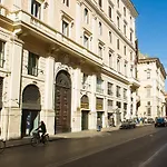 Queen Palace Pensión