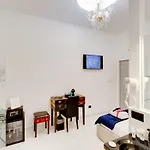 Queen Palace Pensión 4*
